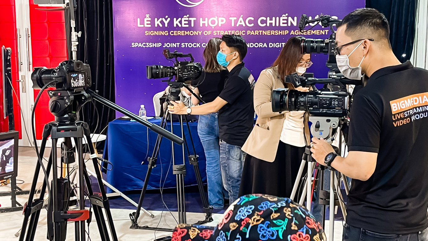 dich-vu-quay-phim-livestream-big-media-7